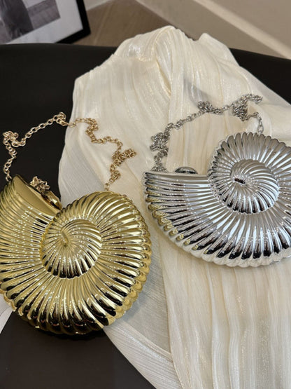 Metallic Seashell Clutch Chain Bag